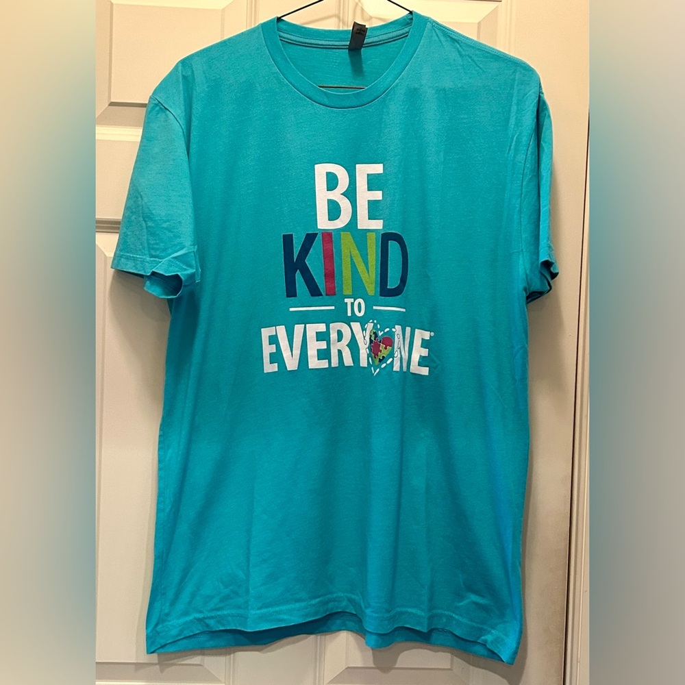 Next Level Apparel Women’s T-Shirt Size XL